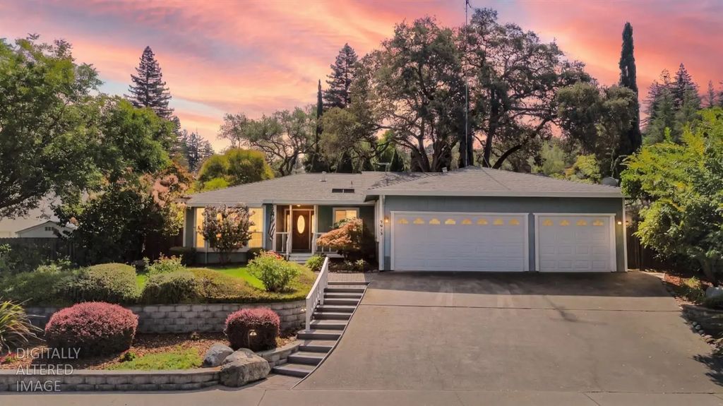 8615 Sandstone Ct, Granite Bay