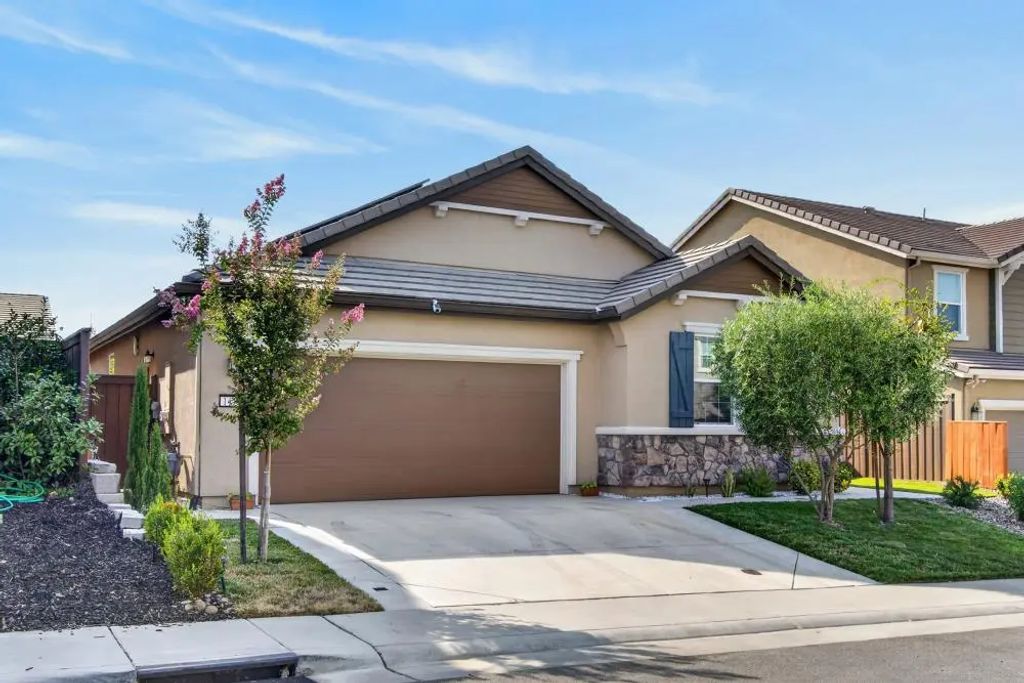 1444 Alora Lane, Lincoln