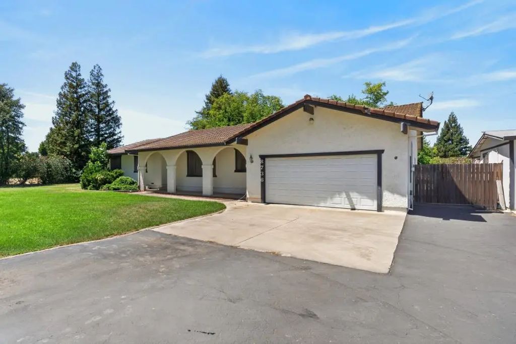 8736 Mackey Road, Elk Grove