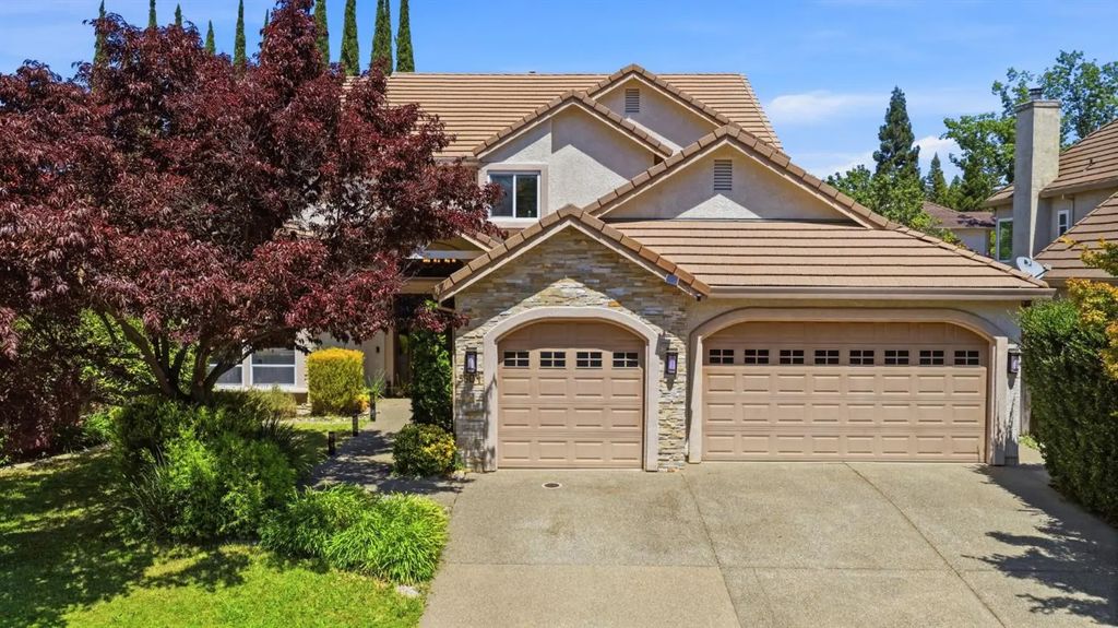 5304 Flyway Drive, Fair Oaks