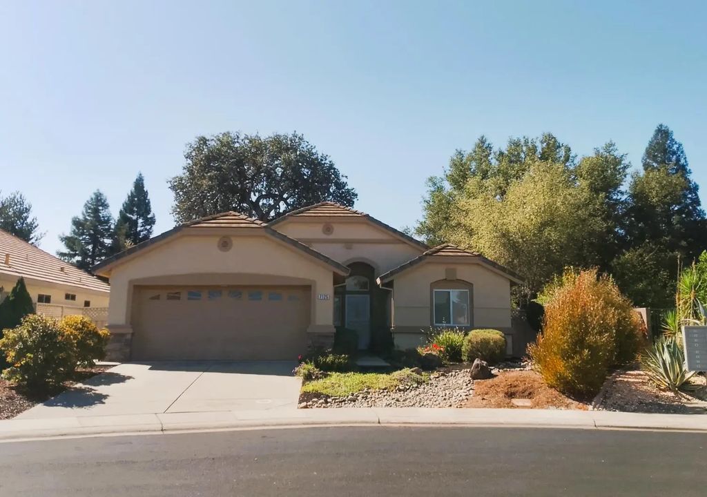 7125 Clearview Way, Roseville