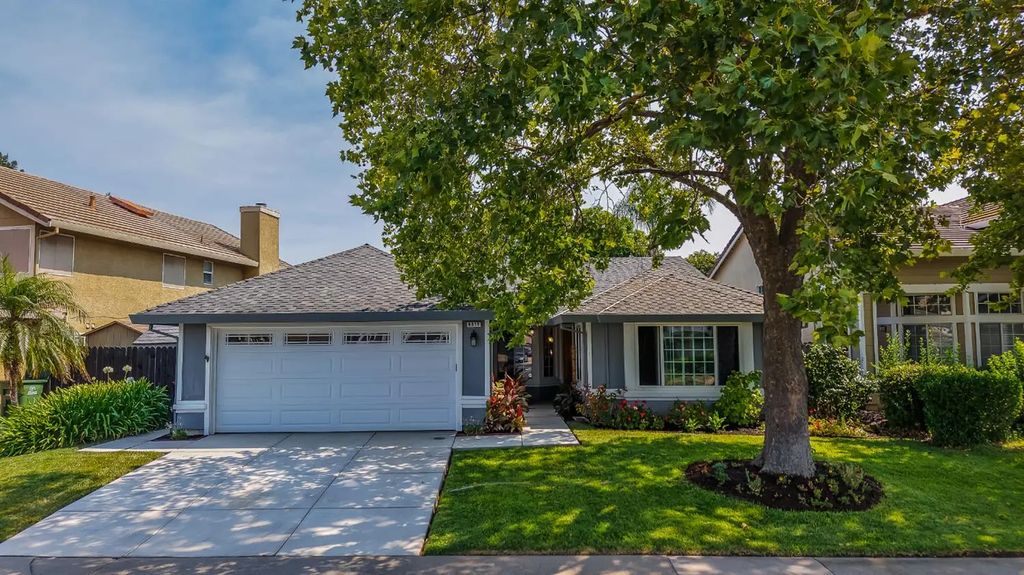 8859 Springhurst Drive, Elk Grove