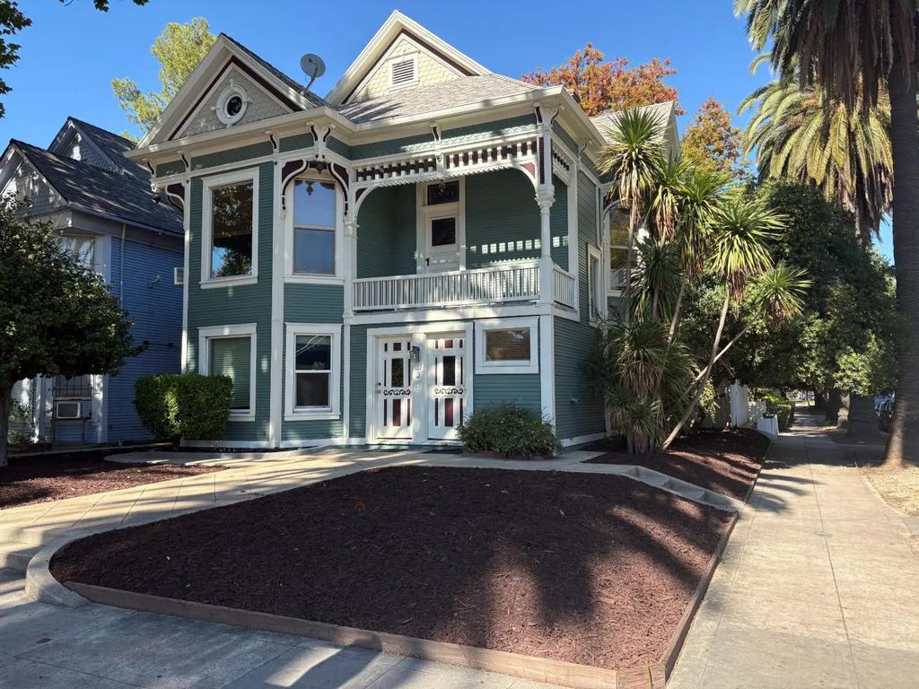 1831 T Street, Sacramento