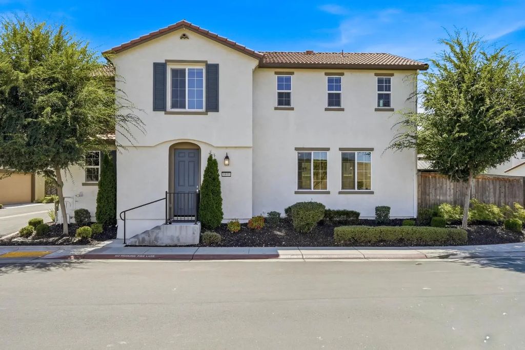 8800 Sheldon Terrace Lane, Elk Grove