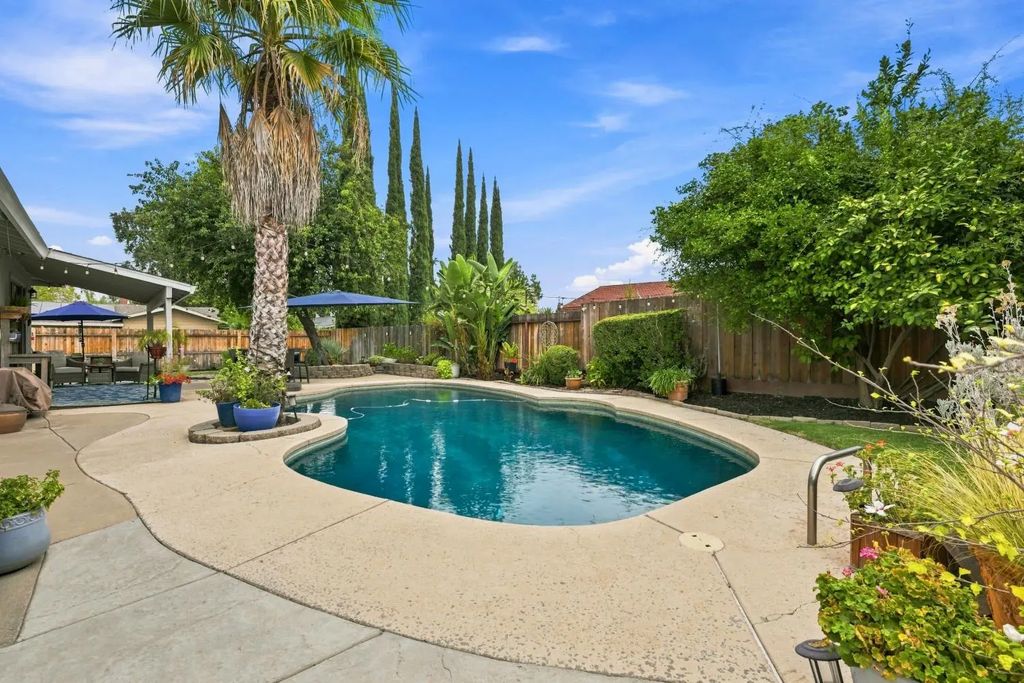 5432 Mariposa Avenue, Citrus Heights