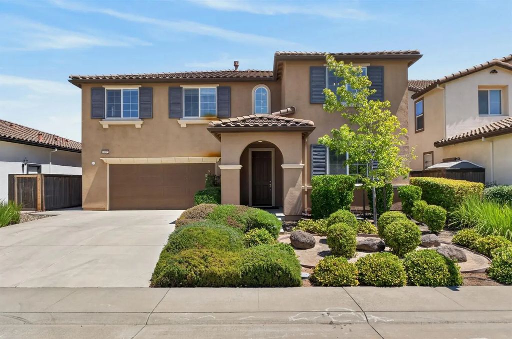 10085 Avocado Way, Elk Grove