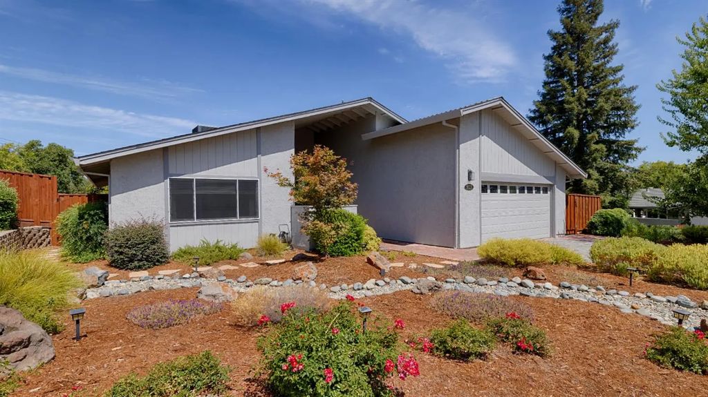 5923 Shadow Oak Drive, Citrus Heights