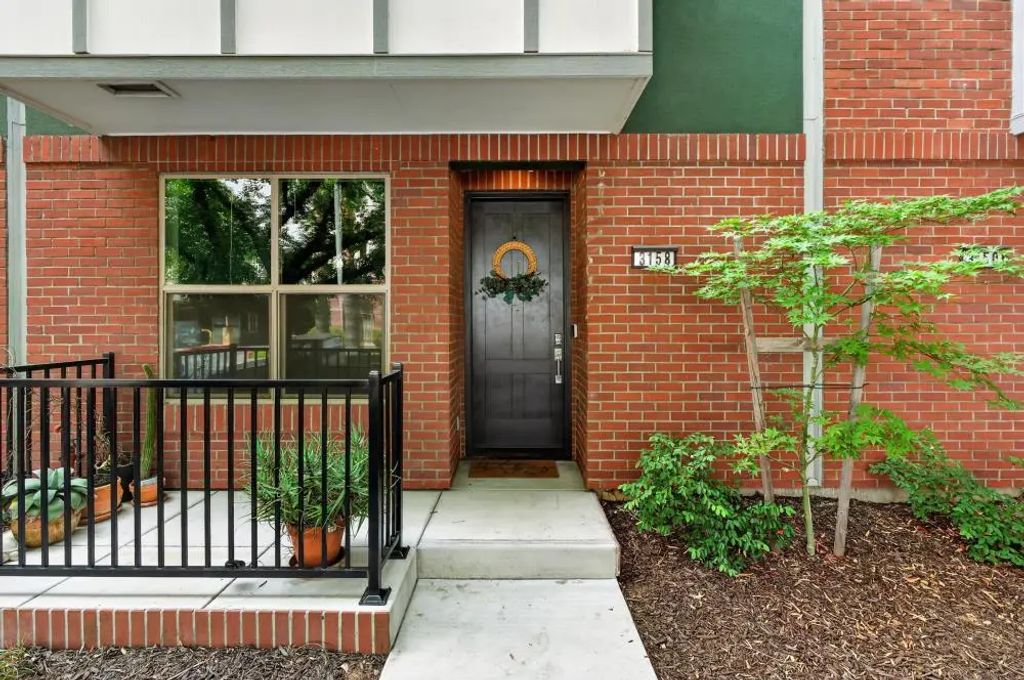 3158 L Street, Sacramento