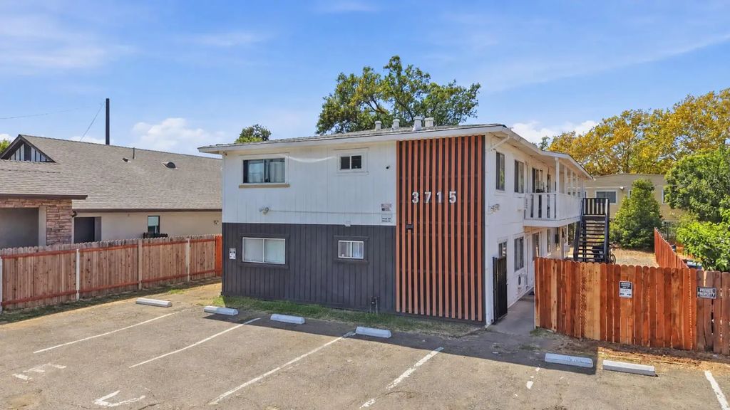 3715 Norwood Avenue, Sacramento