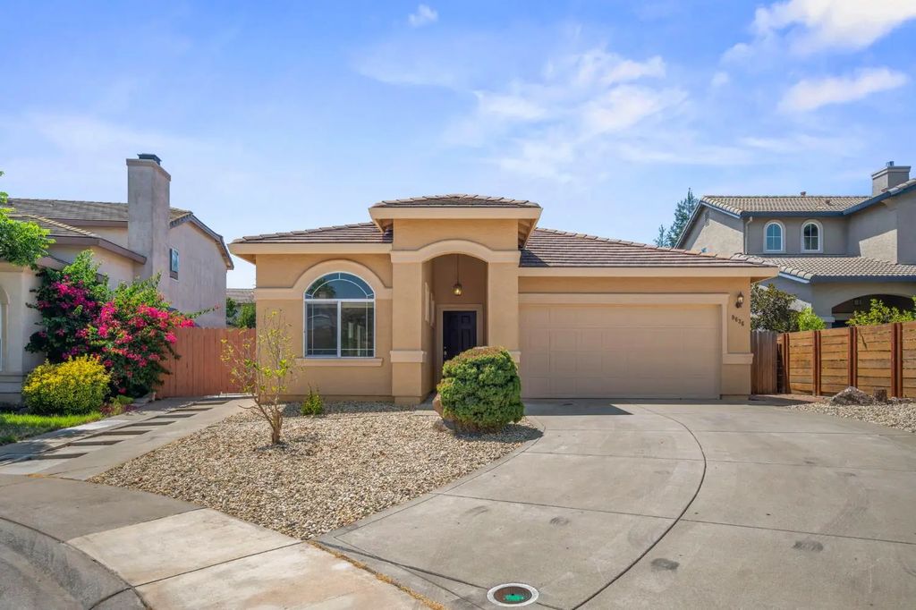 9636 Holly Creek Court, Elk Grove