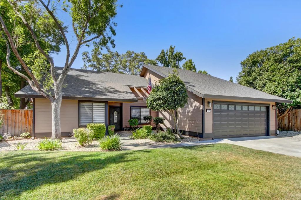 5946 Little Bear Court, Citrus Heights