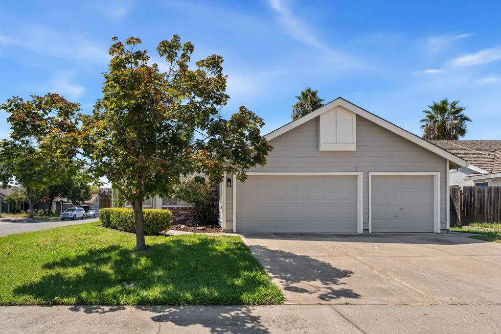 5416 Pearlstone Drive, Antelope