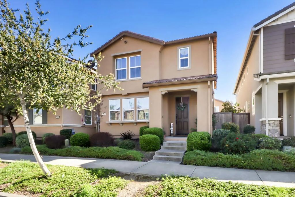 3064 Club Center Drive, Sacramento