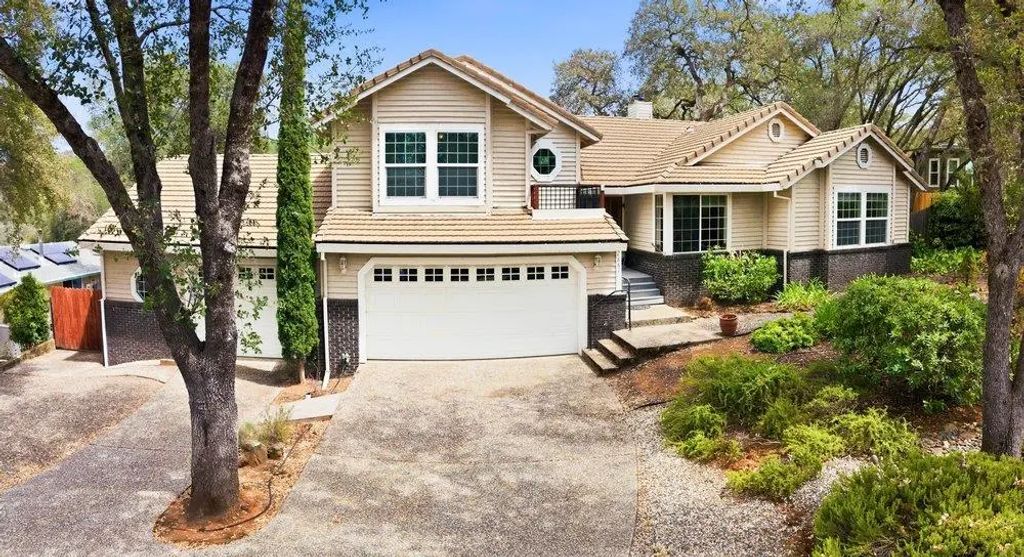 2881 Gladstone Lane, Cameron Park