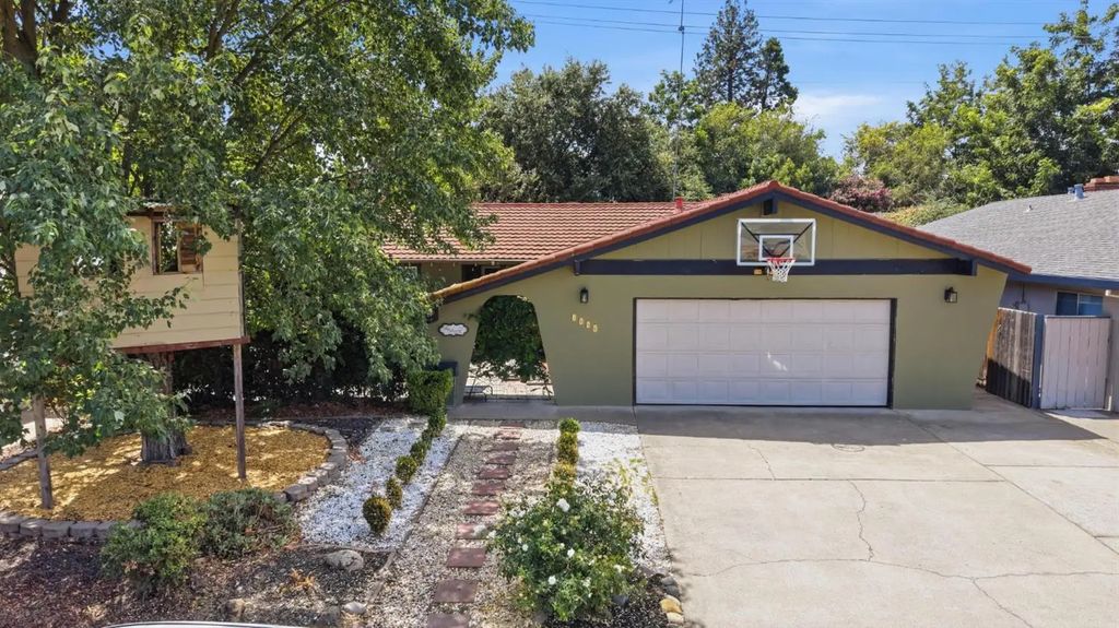 3846 Breuner Avenue, Sacramento