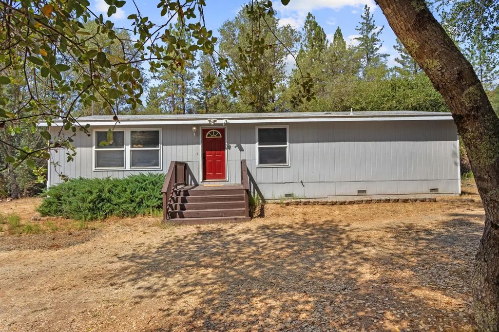2501 Freshwater Lane, El Dorado