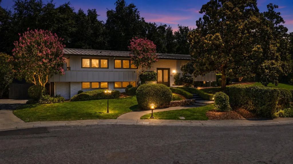 950 Somersby Way, Sacramento
