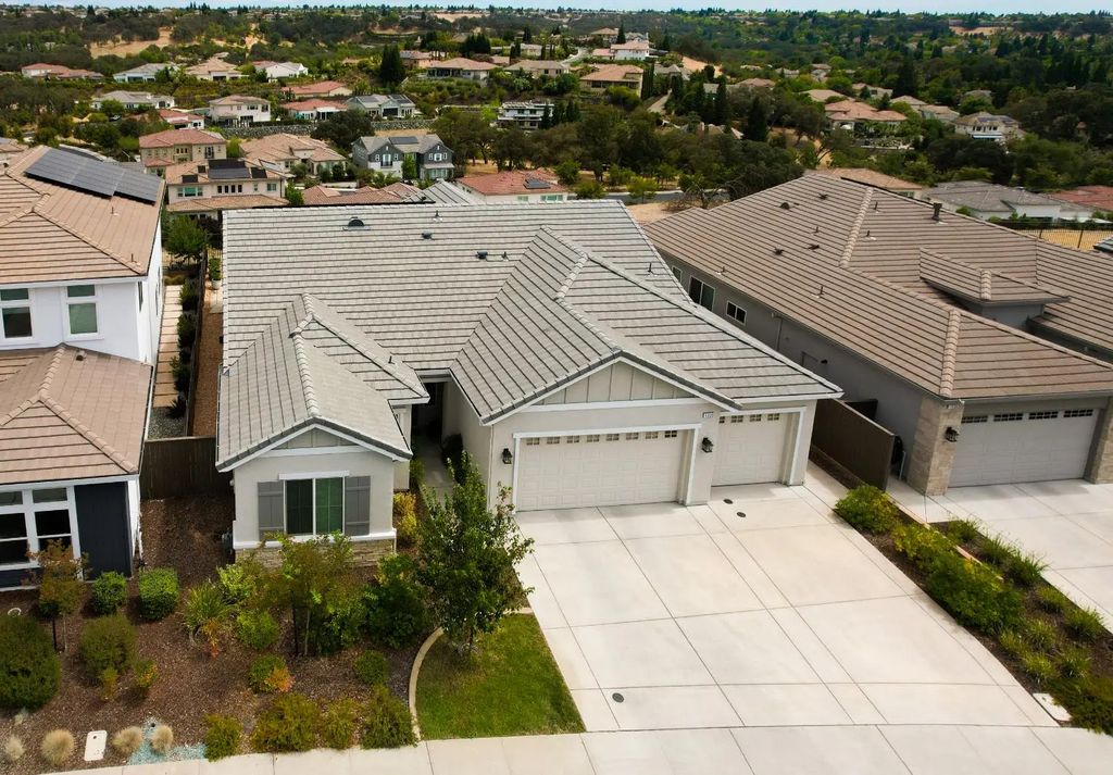 1233 Buck Ridge Court, Rocklin