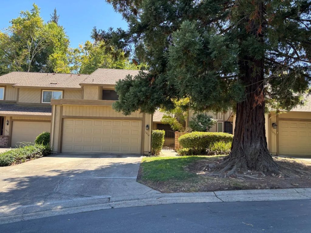 7054 Lompoc Court, Citrus Heights