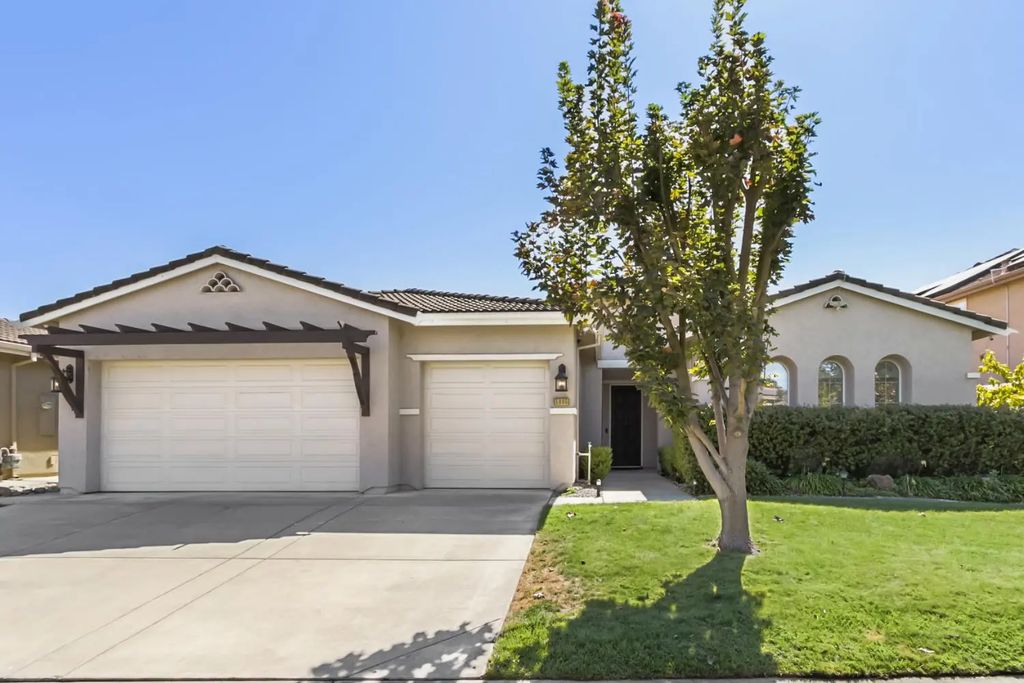 5085 Dodson Lane, Sacramento