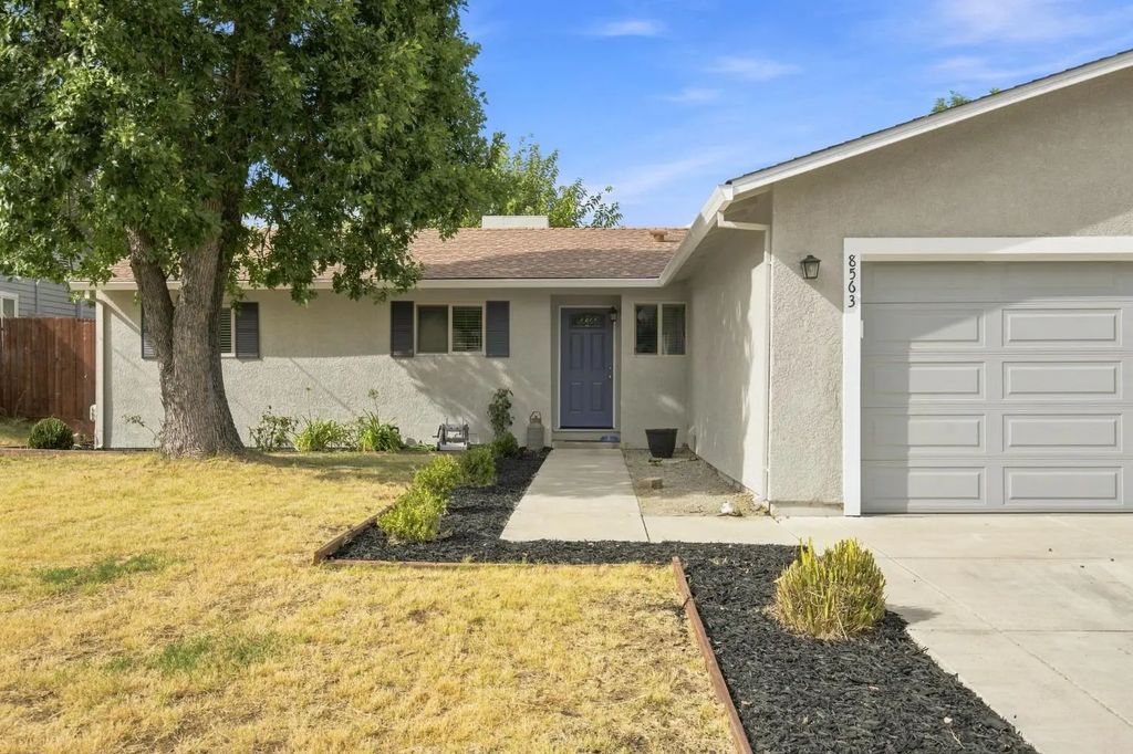 8563 Biruta Avenue, Orangevale
