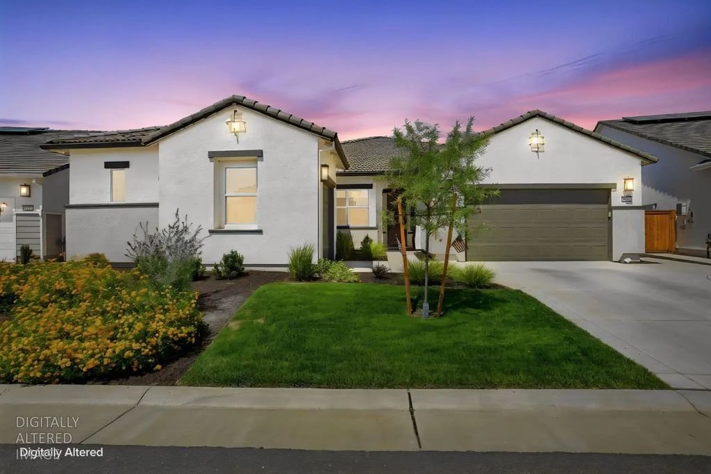 5090 Royal Lily Avenue, Roseville