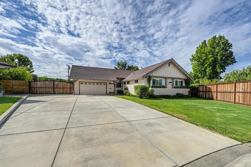 3624 Cody Way, Sacramento