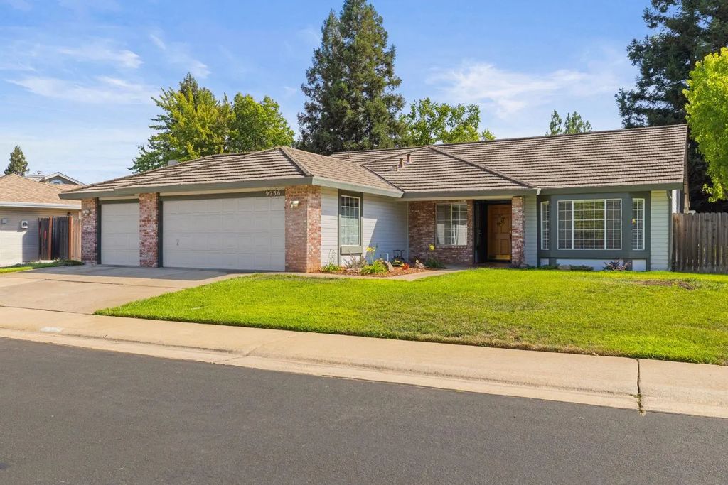9236 Whittemore Drive, Elk Grove