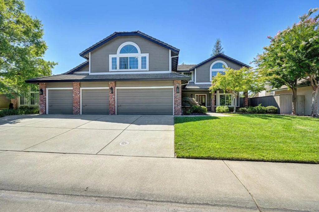 9138 Porto Bella Way, Elk Grove