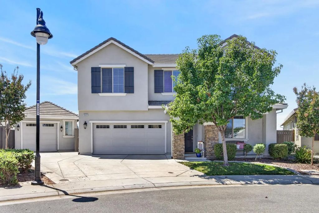 848 Stage Stop Loop, Rocklin