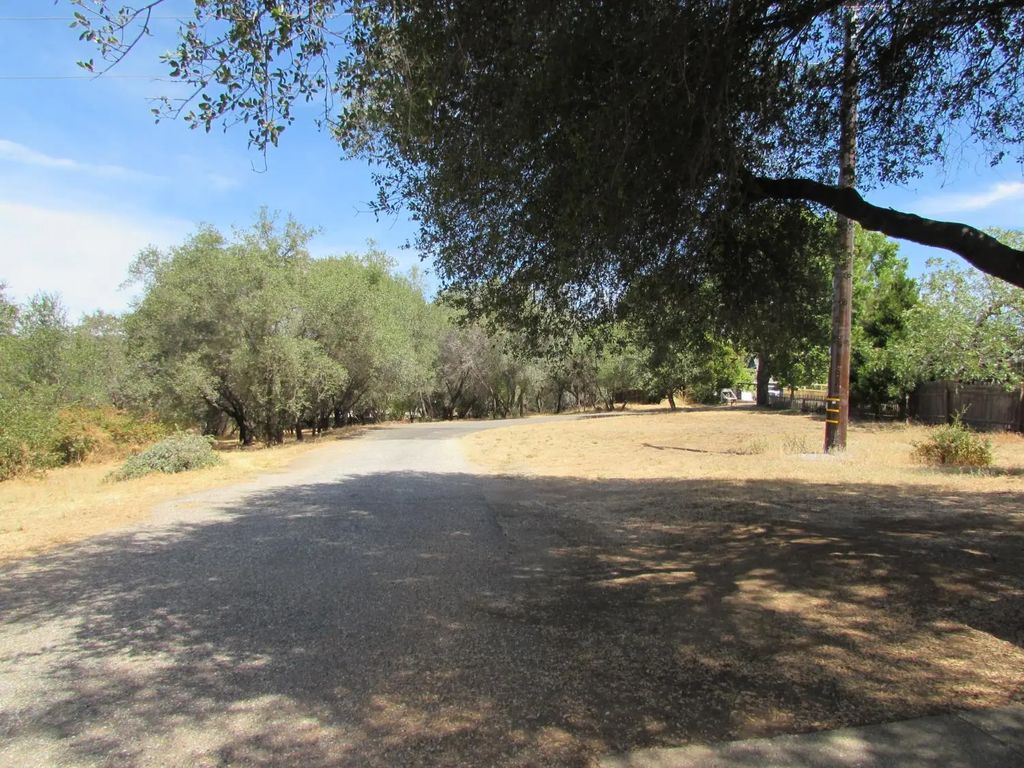 13100 Pleasant Vista Lane, Auburn