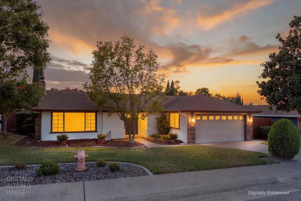 4631 Oakbough Way, Carmichael