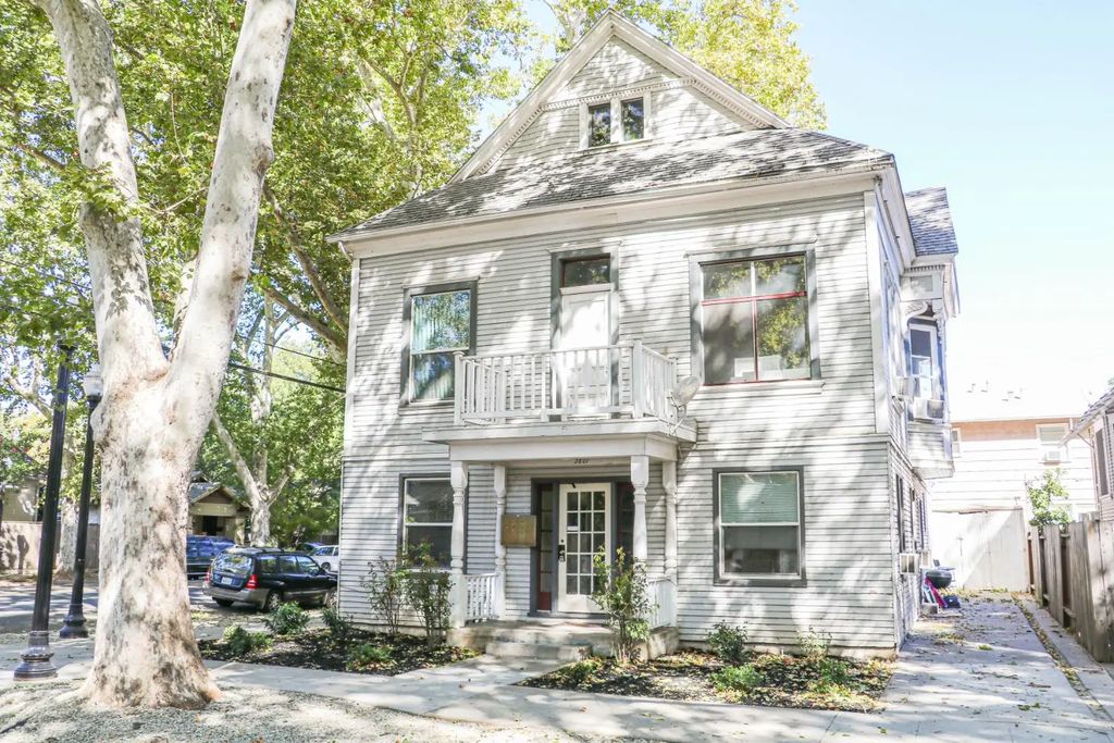 2801 D Street, Sacramento