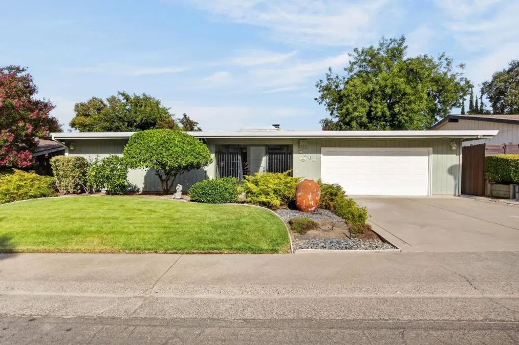 5848 Riddio Street, Citrus Heights