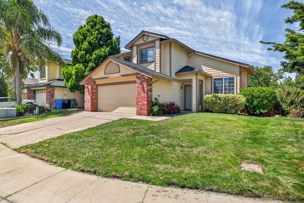 6111 Laguna Vale Way, Elk Grove