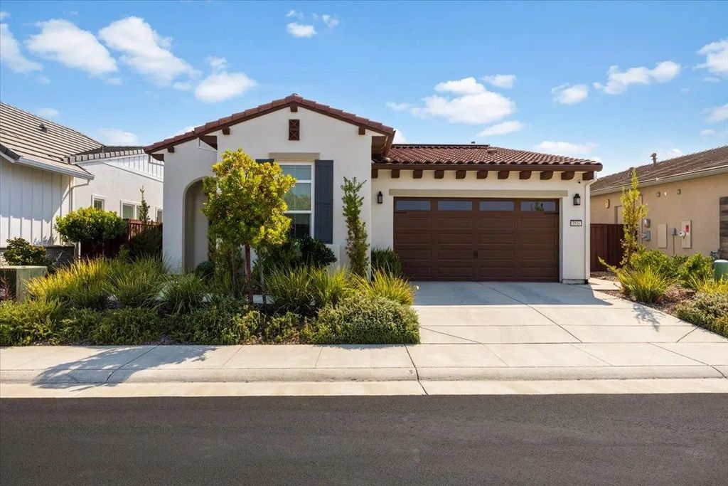 3516 Deer Park Drive, Folsom