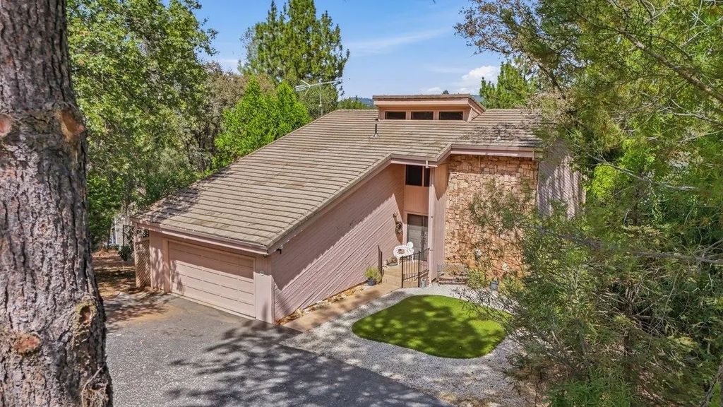 11238 Sunset Hills Court, Auburn