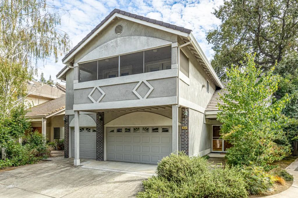 7034 Ara Lane, Carmichael