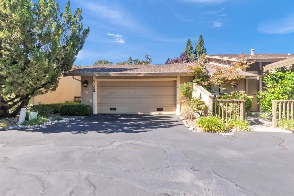 5120 Village Oaks Drive, Rocklin
