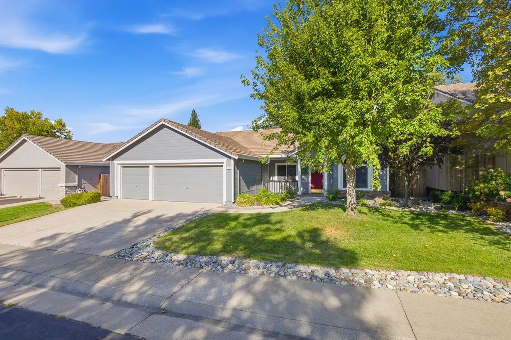 209 Wisteria Court, Roseville