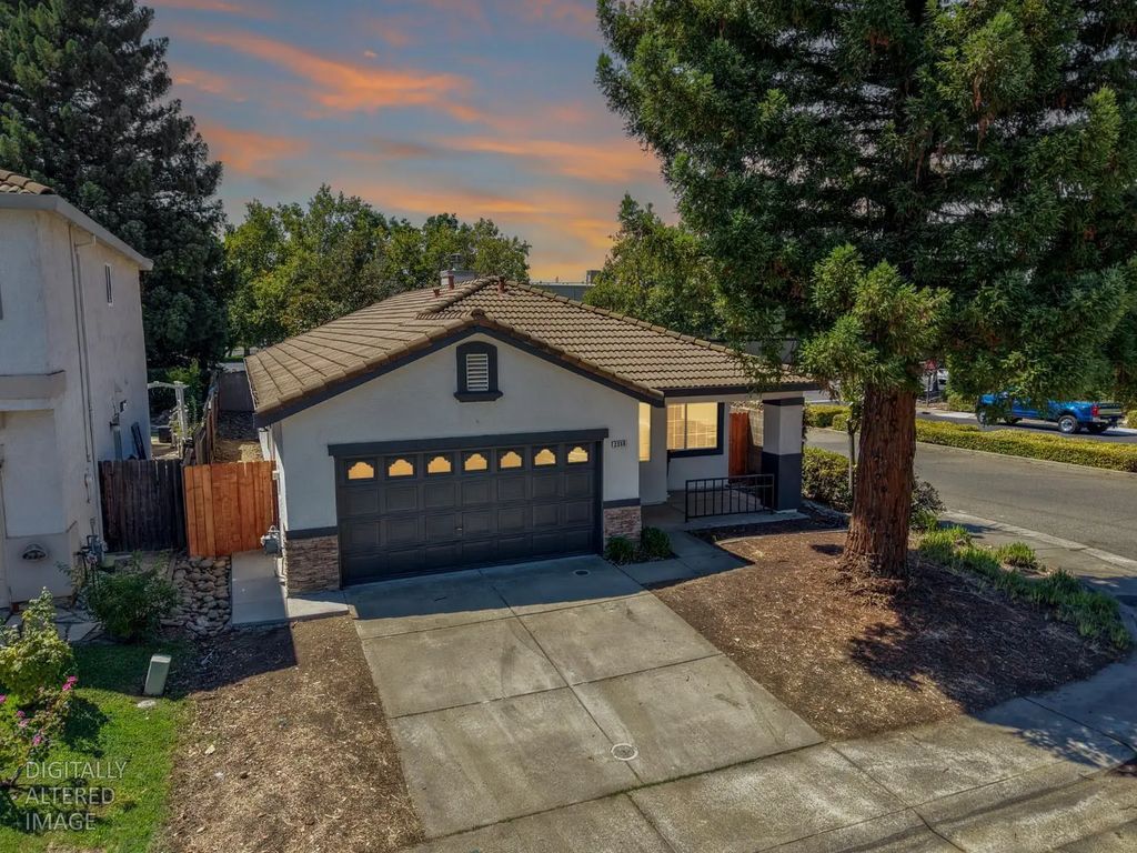 2358 Stone River Court, Gold River