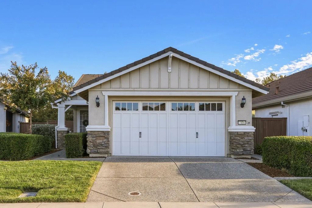 7416 Foxburgh, Elk Grove