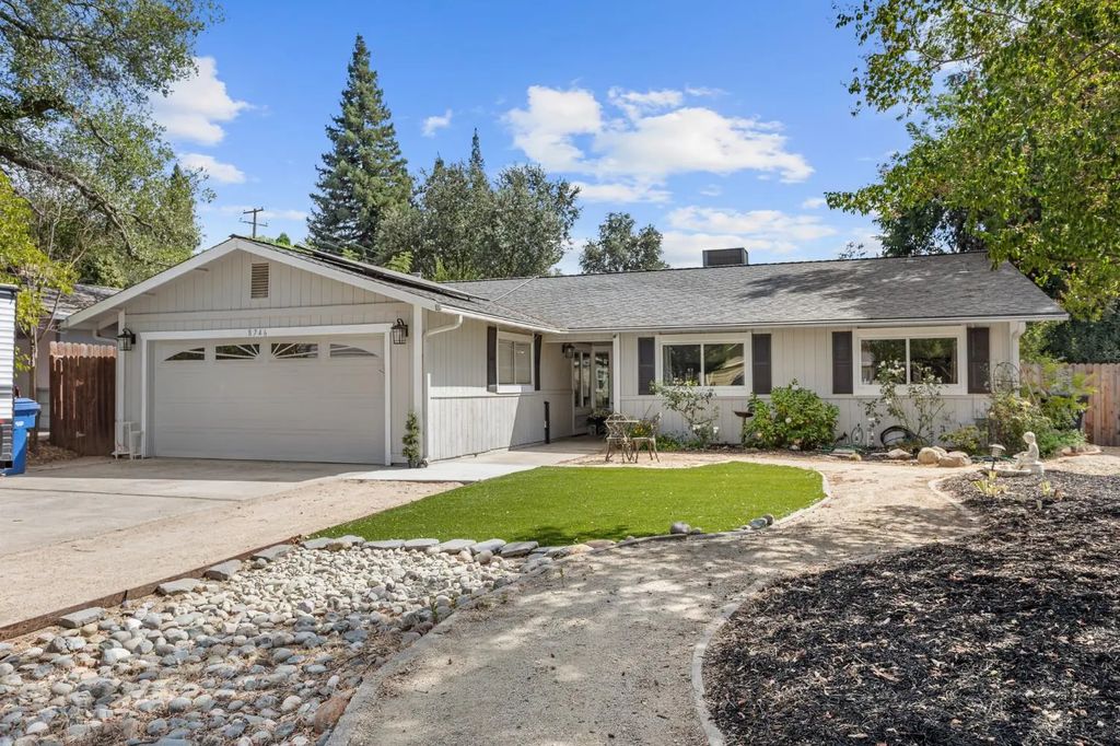 8746 Algonquin Way, Orangevale