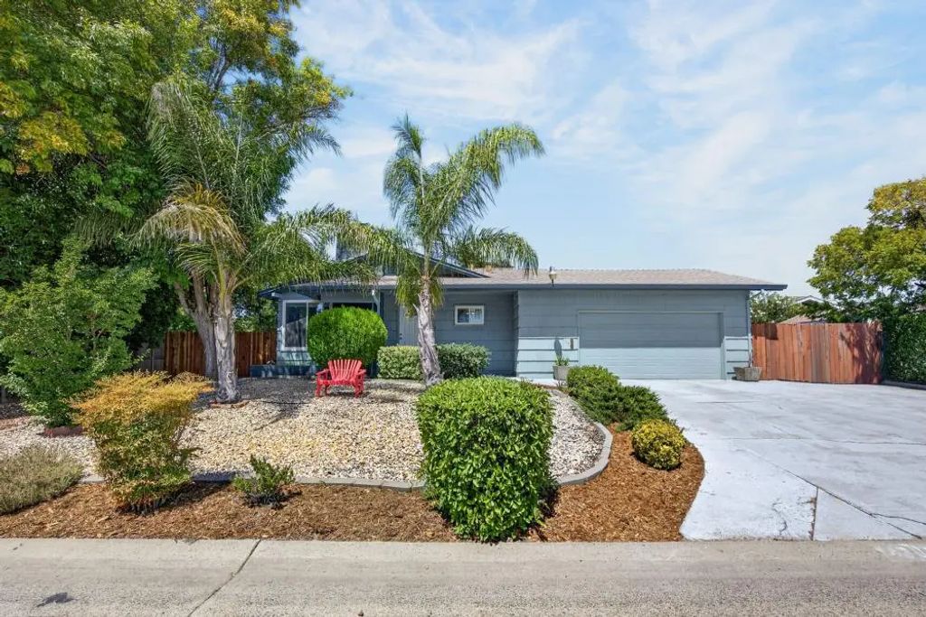 4305 Figwood Way, Sacramento