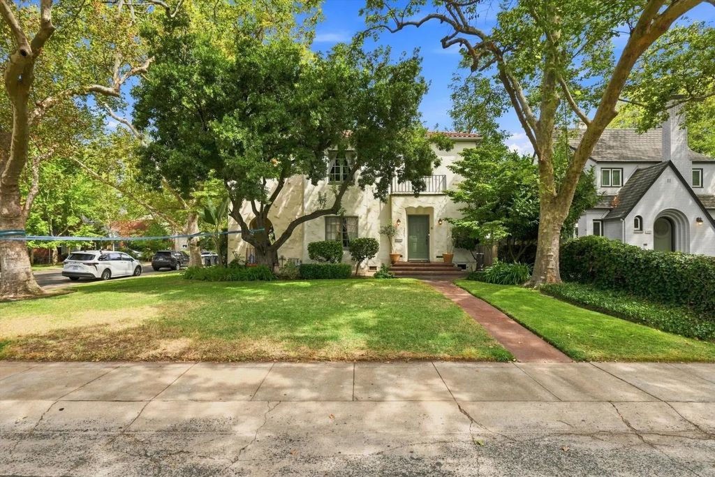 451 Santa Ynez Way, Sacramento