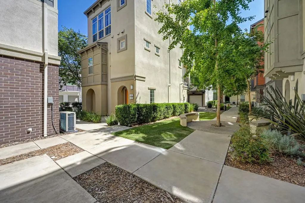 450 Tailoff Lane, Sacramento