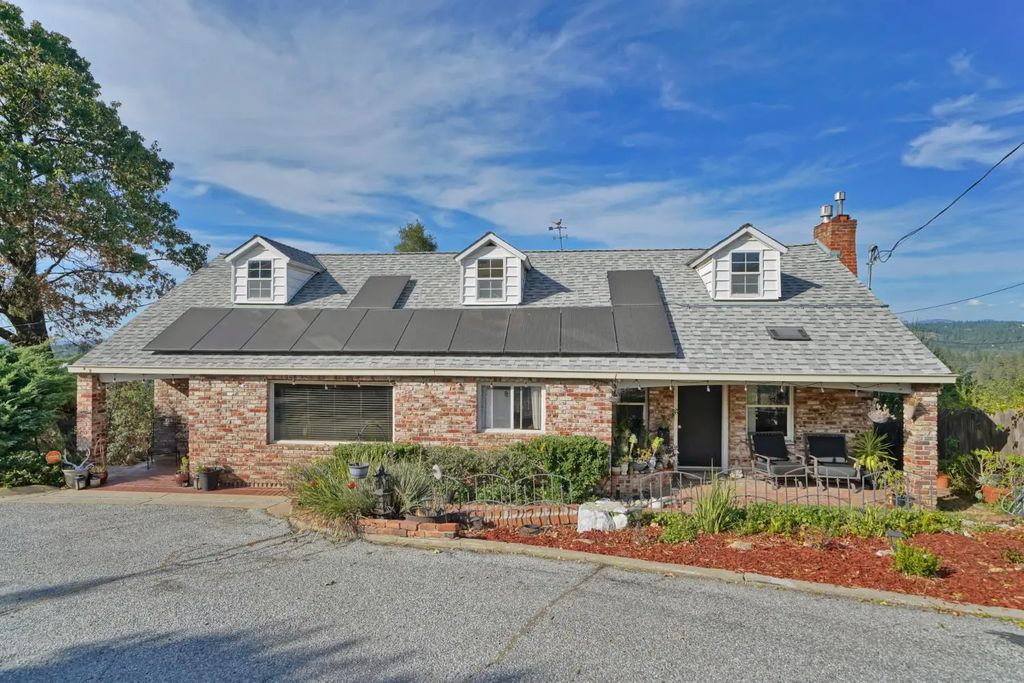 3240 Sacramento Street, Placerville