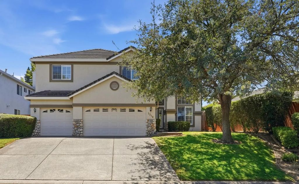 5216 Wyndham Oak Lane, Carmichael