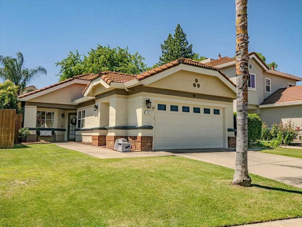 105 Moylan Court, Folsom
