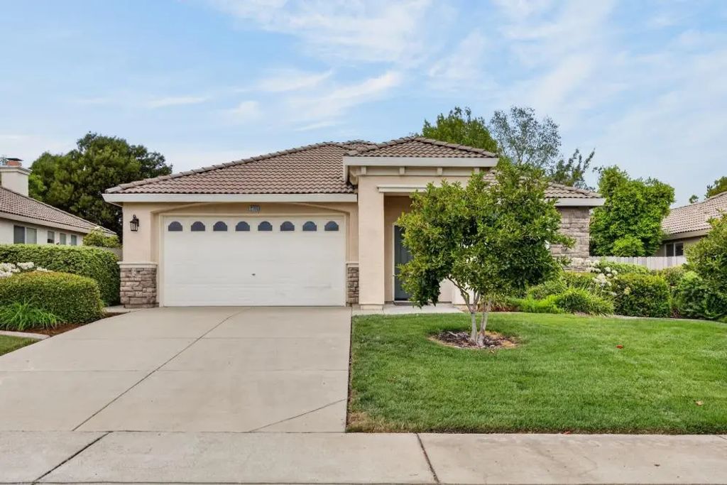 2100 Ranch Bluff Way, El Dorado Hills